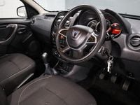 Second-hand Dacia Duster Ambiance 114 CP (83 kW) 2017 Gri SUV