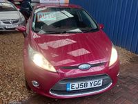Used Ford Fiesta Titanium 94 HP (69 kW) 2009 Red Hatchback