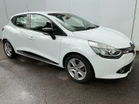 Used Renault Clio Dynamique 88 HP (64 kW) 2015 White Hatchback