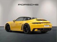 Used Porsche 911 379 HP (278 kW) 2021 Yellow Cabriolet