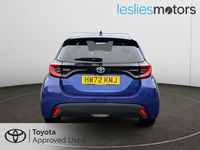 Used Toyota Yaris Hybrid Design 116 HP (85 kW) 2022 Blue Hatchback