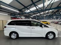 Used Honda Odyssey Luxury 2025 White MPV