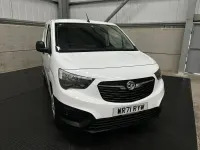 Used Vauxhall Combo 100 HP (73 kW) 2022 White MPV