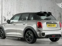 Used Mini Cooper Hatch 134 HP (98 kW) 2018 Silver Hatchback