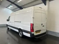 Used Mercedes Sprinter Progressive 150 HP (110 kW) 2023 White Van