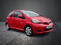 Used Toyota Aygo 68 HP (50 kW) 2011 Red Hatchback