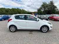 Used Hyundai i20 Active 2014 White Hatchback