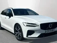 Used Volvo V60 R-Design 247 HP (181 kW) 2022 Estate