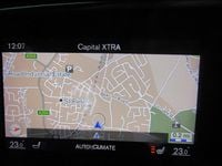 Used Volvo V40 R-Design 120 HP (88 kW) 2017 Blue Hatchback