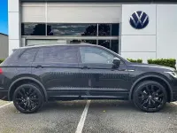 Używany VW Tiguan Allspace R-line 200 KM (147 kW) 2023 Czarny SUV