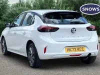 Used Vauxhall Corsa Design Edition 75 HP (55 kW) 2023 Arctic white Hatchback