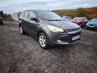 Second-hand Ford Kuga Zetec 150 CP (110 kW) 2015 Gri SUV