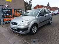 Used Kia Rio 109 HP (80 kW) 2009 Silver Hatchback