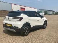 Used Renault Captur Techno 91 HP (66 kW) 2024 White/black SUV