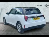 Used Mini Cooper SE Classic 158 kW (215 HP) 2024 White Hatchback