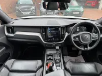 Used Volvo XC60 R-Design 246 HP (180 kW) 2019 White SUV