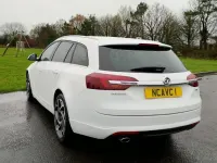 Used Vauxhall Insignia SRi 136 HP (100 kW) 2015 White Estate