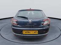 Used Renault Mégane GrandTour Dynamique 110 HP (80 kW) 2015 Grey Estate