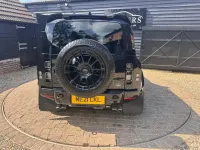 Begagnad Land Rover Defender S 525 HK (386 kW) 2021 Svart SUV