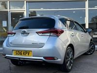 Used Toyota Auris Hybrid 136 HP (100 kW) 2016 Silver Hatchback