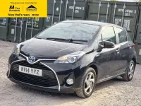 Used Toyota Yaris 101 HP (74 kW) 2014 Black Hatchback