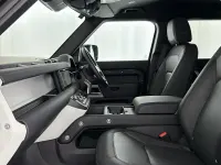 Usado Land Rover Defender SE Dynamic 249 HP (183 kW) 2024 SUV