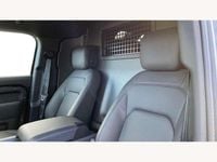 Used Land Rover Defender HSE Dynamic 350 HP (257 kW) 2025 Black SUV