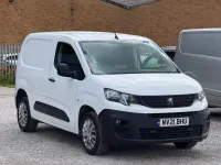 Used Peugeot Partner 131 HP (96 kW) 2021 White MPV
