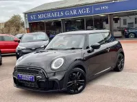 Used Mini Cooper Hatch 134 HP (98 kW) 2022 Black Hatchback