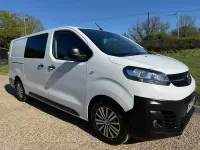 Used Vauxhall Vivaro S 150 HP (110 kW) 2022 White MPV