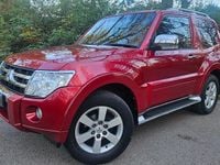 Used Mitsubishi Shogun Warrior 197 HP (144 kW) 2010 Red SUV