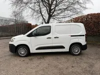 Used Citroën Berlingo Start 75 HP (55 kW) 2020 White MPV