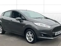 Używany Ford Fiesta Zetec 101 KM (74 kW) 2016 Szary Hatchback
