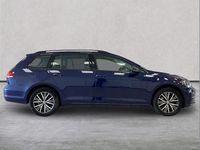 Used VW Golf VII SE 147 HP (108 kW) 2019 Blue Estate