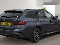 Begagnad BMW 330e M Sport 2021 Grå Kombi