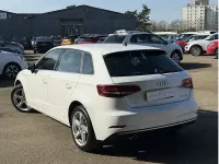 Begagnad Audi A3 Sport 116 HK (85 kW) 2019 Vit Sedan