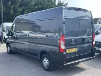 Used Peugeot Boxer 140 HP (102 kW) 2021 Grey Van
