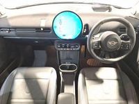 Begagnad Mini Cooper Classic 204 HK (150 kW) 2024 Vit Halvkombi