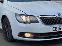 Used Skoda Superb 2015 White Hatchback