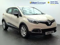 Used Renault Captur Dynamique 90 HP (66 kW) 2016 Cream SUV