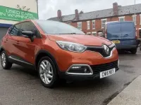 Used Renault Captur Dynamique 90 HP (66 kW) 2015 Orange SUV