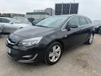 Gebraucht Vauxhall Astra SRi 165 PS (121 kW) 2013 Schwarz Kleinwagen