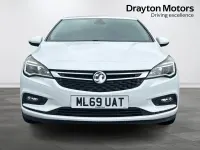 Used Vauxhall Astra S 150 HP (110 kW) 2019 White Hatchback