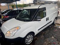 Usado Fiat Doblò 2014 Branco Monovolume