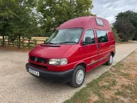 Used VW T4 88 HP (64 kW) 2003 Red Van