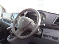 Second-hand Peugeot Expert Premium 2022 Alb Van