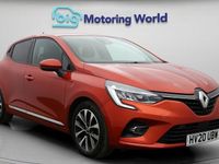 Used Renault Clio V Iconic 101 HP (74 kW) 2020 Red Hatchback
