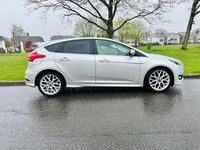 Used Ford Focus Zetec 125 HP (91 kW) 2015 Silver Hatchback
