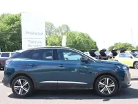 Used Peugeot 3008 Allure 129 HP (94 kW) 2024 Blue SUV