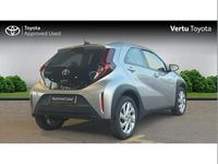 Used Toyota Aygo X PURE 72 HP (52 kW) 2023 Silver SUV